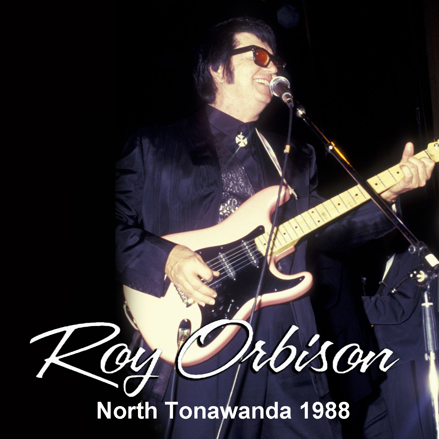 RoyOrbison1988-08-29MelodyMusicFairTheatreNorthTonawandaNY (2).jpg